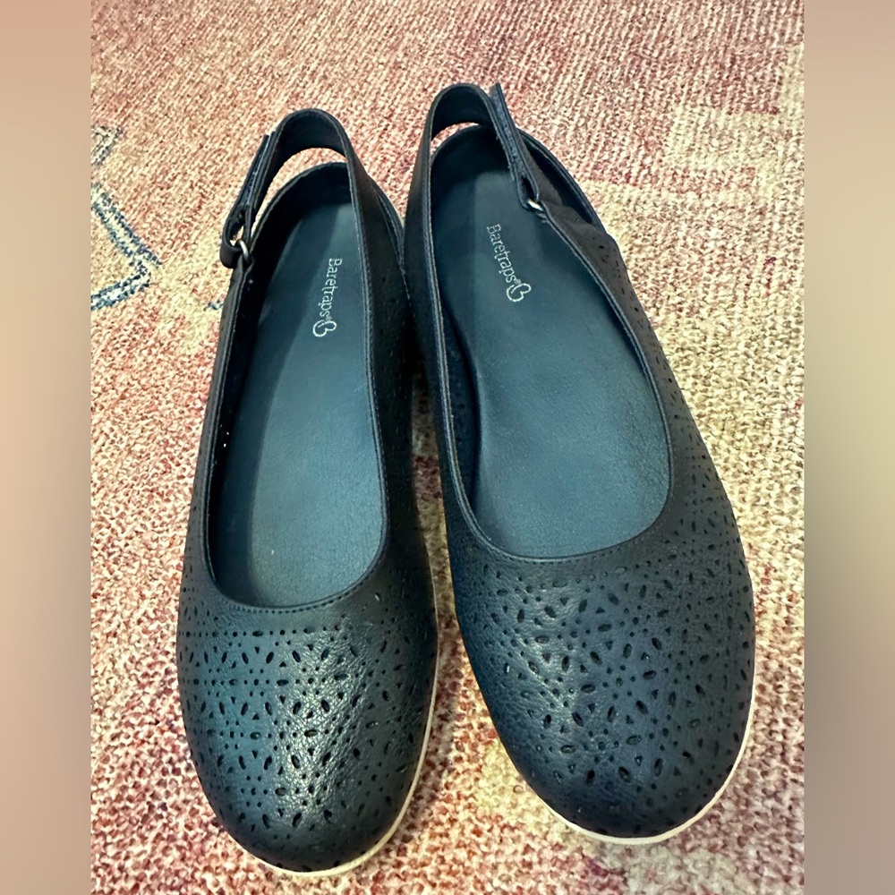BareTraps sling back ballet flats navy blue size 8 wide cutout design